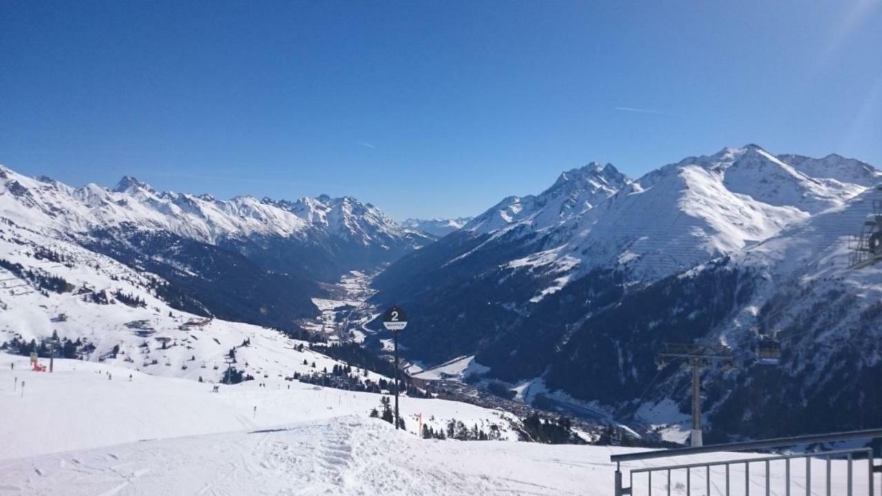 Riefli Aparts Sankt Anton am Arlberg Exteriör bild